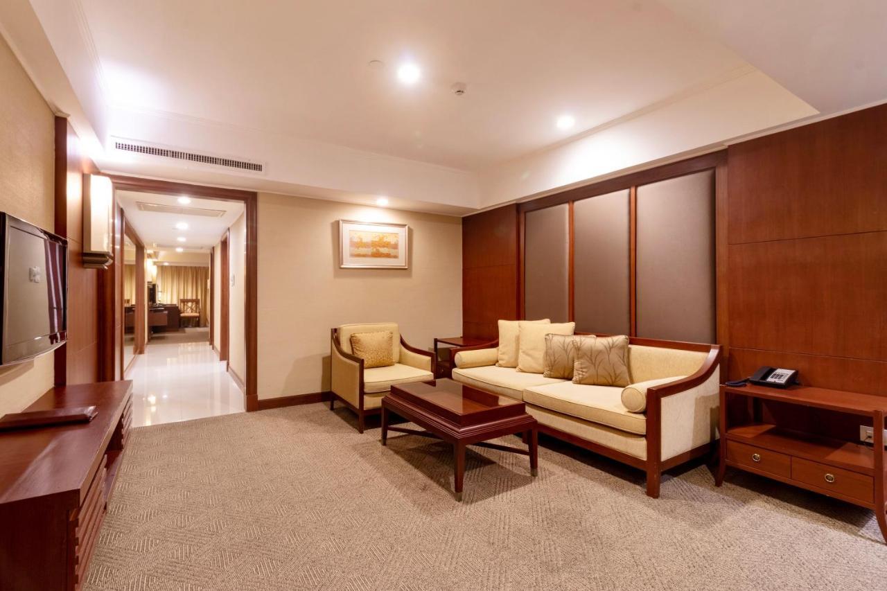 فندق دويست ثاني باتايا المظهر الخارجي الصورة A suite at the hotel