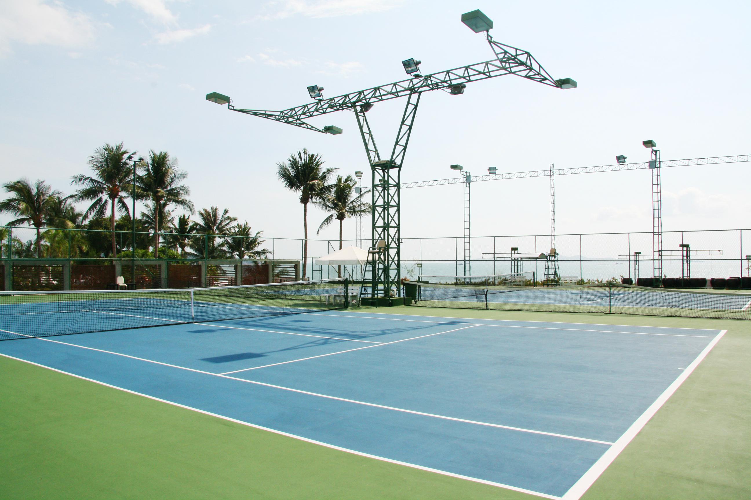 فندق دويست ثاني باتايا المظهر الخارجي الصورة Tennis courts at the resort