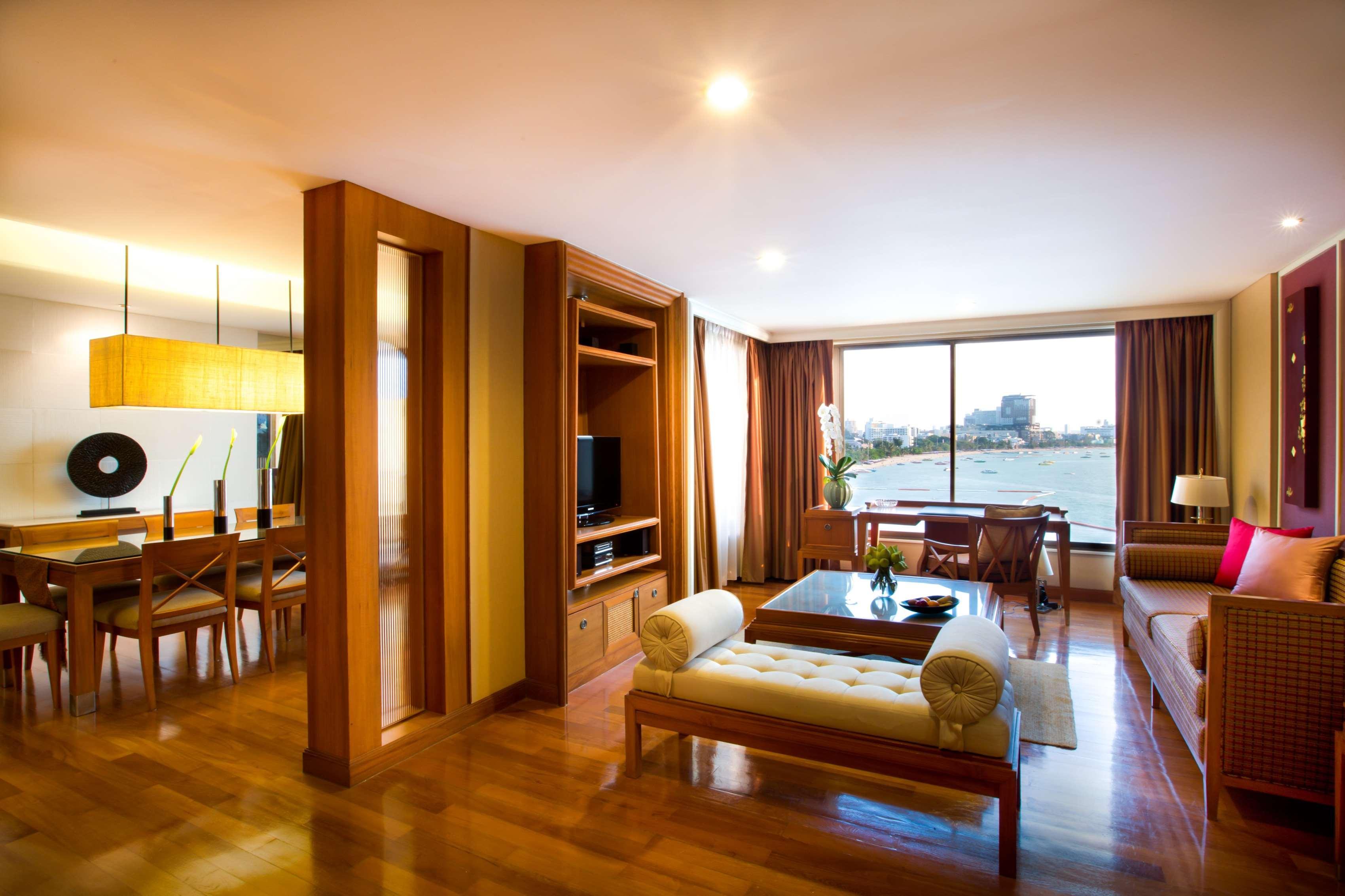 فندق دويست ثاني باتايا المظهر الخارجي الصورة A suite at the hotel