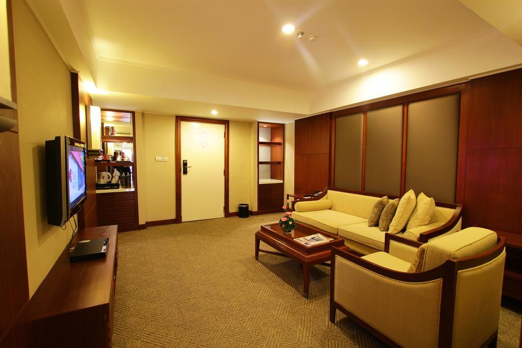 فندق دويست ثاني باتايا المظهر الخارجي الصورة A suite at the hotel