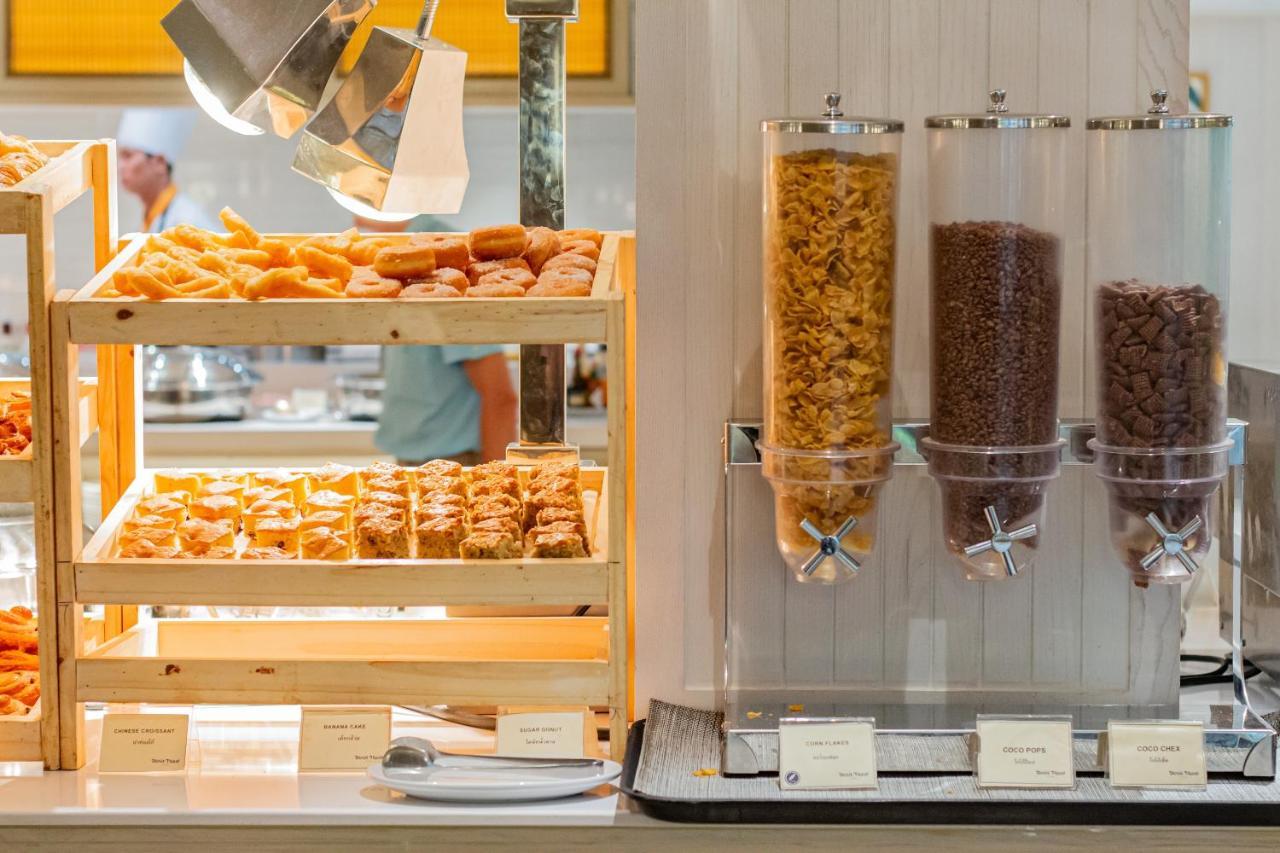 فندق دويست ثاني باتايا المظهر الخارجي الصورة A cereal dispenser
